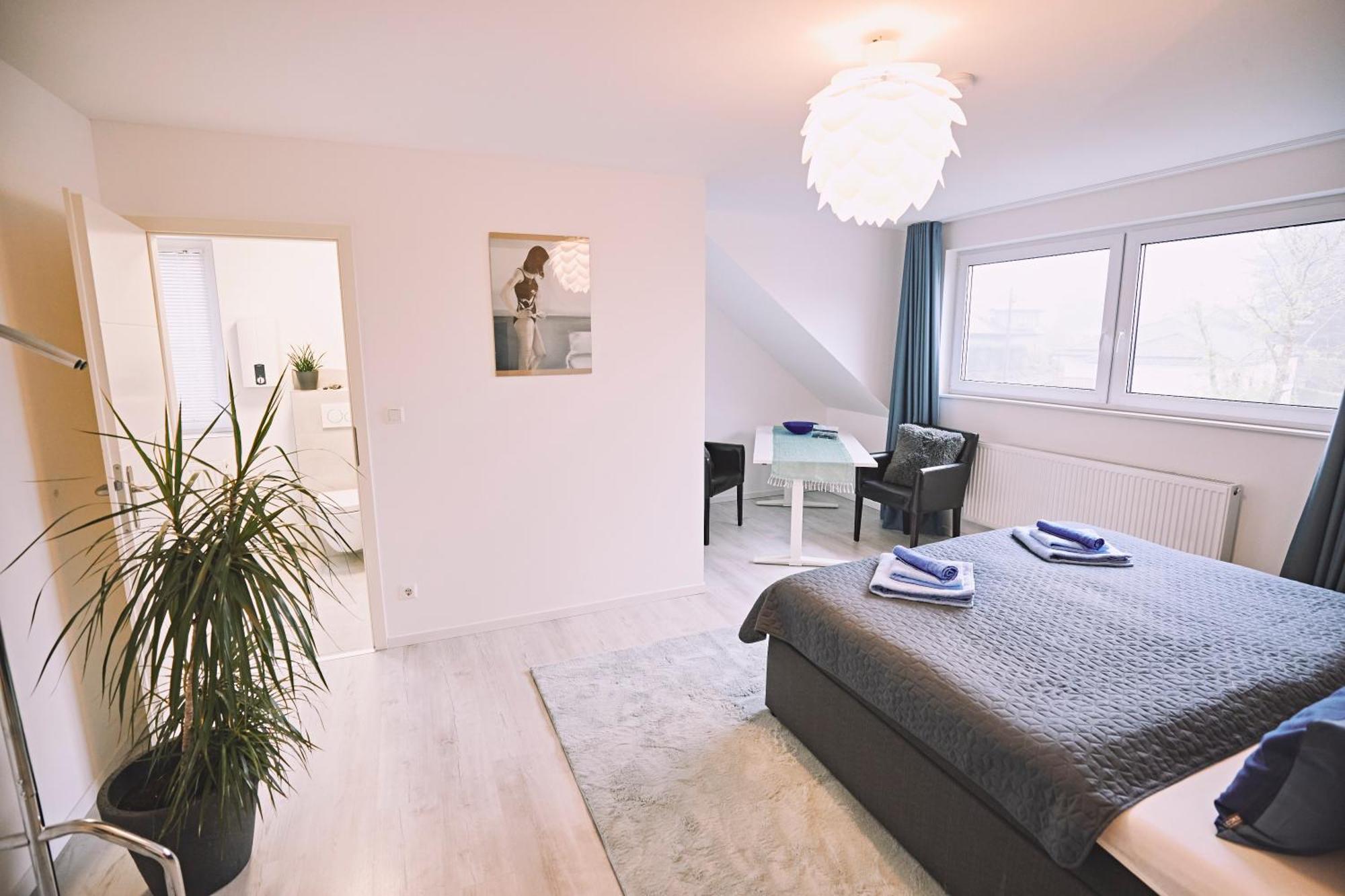 Bildstein'S "Kathmandu" Apartment Langenfeld  Bagian luar foto